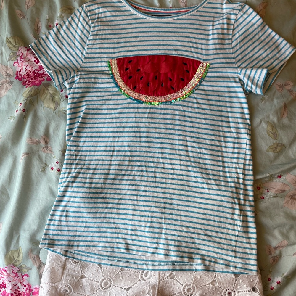 Cute watermelon appliqué Mini Boden top and short set size 10-12